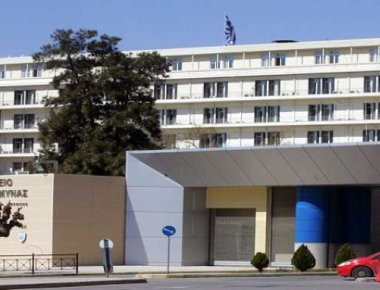 Η επίσημη ενημέρωση του ΥΠΕΘΑ για την τραγωδία με το στρατιωτικό ελικόπτερο - LIVE